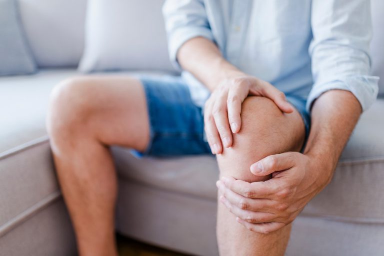 Can Cannabis Help Relieve My Knee Pain?